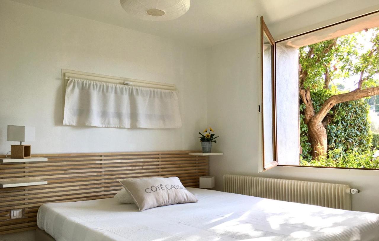 Large Private Garden, Quiet 2-Bedroom Apartment, Air Conditioning, Wifi, Parking Cassis Eksteriør bilde