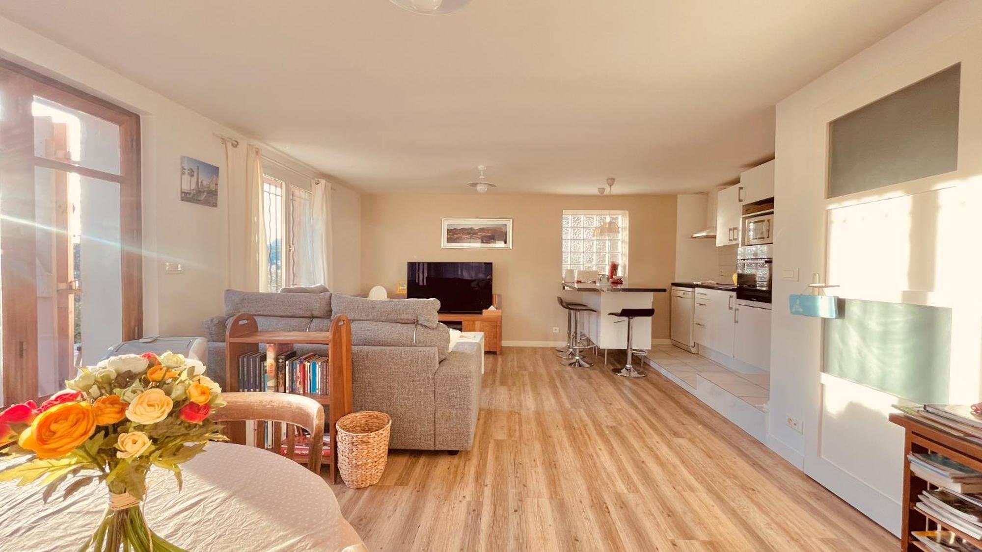 Large Private Garden, Quiet 2-Bedroom Apartment, Air Conditioning, Wifi, Parking Cassis Eksteriør bilde
